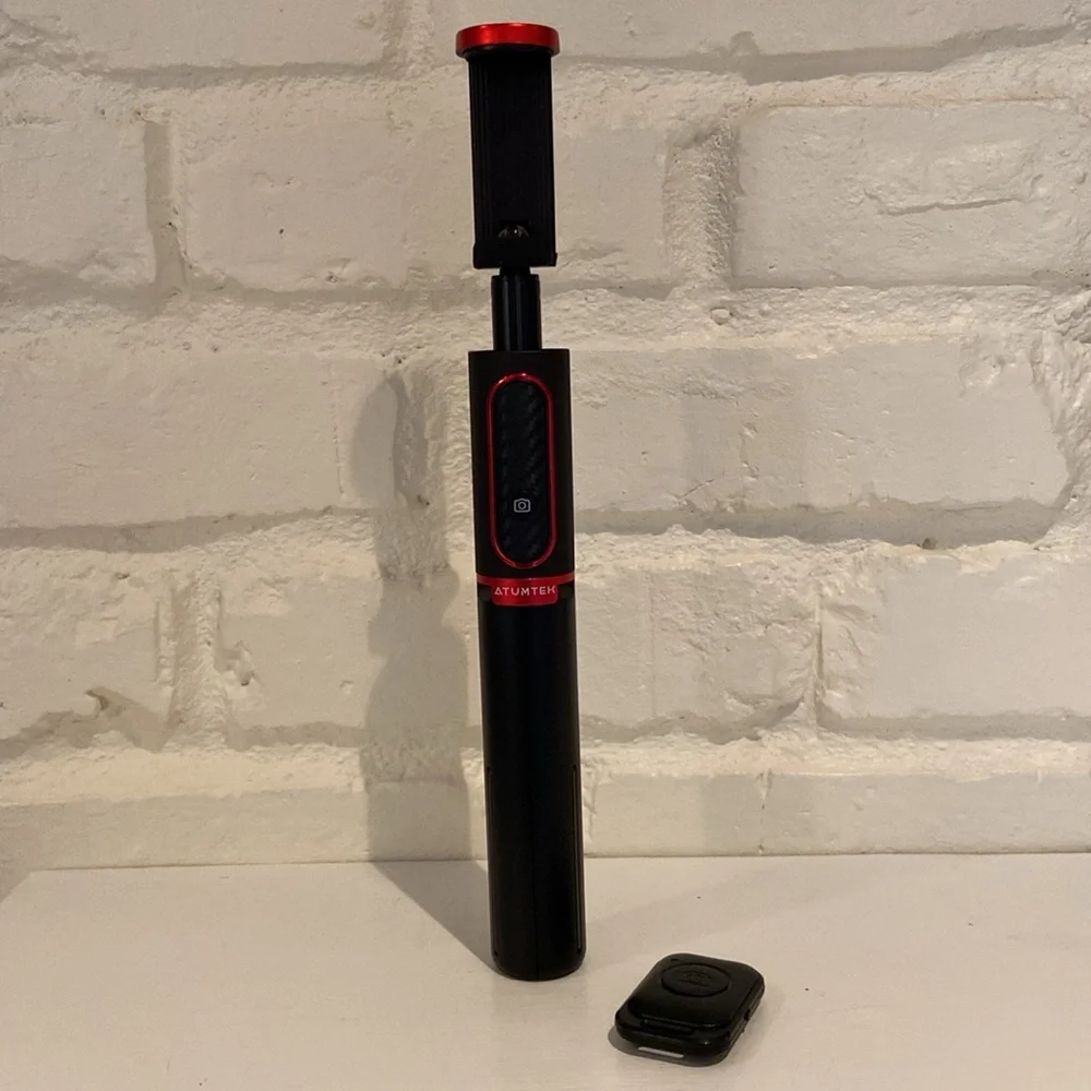 ATUMTEK bluetooth selfie stick / tripod!